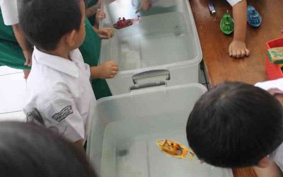 Perahu OTOK OTOk di Sentra Sains…