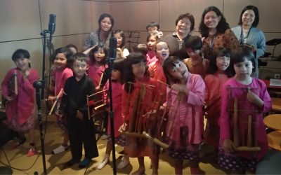 Performance Angklung di Acara Bintang Kecil Maestro FM